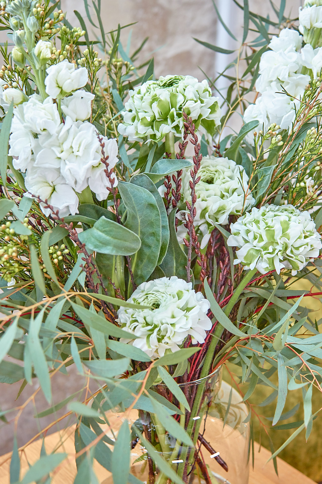 blumigo-berraschungsmixe-green-explosion-bouquet-blumenstrau-gr-n image 6
