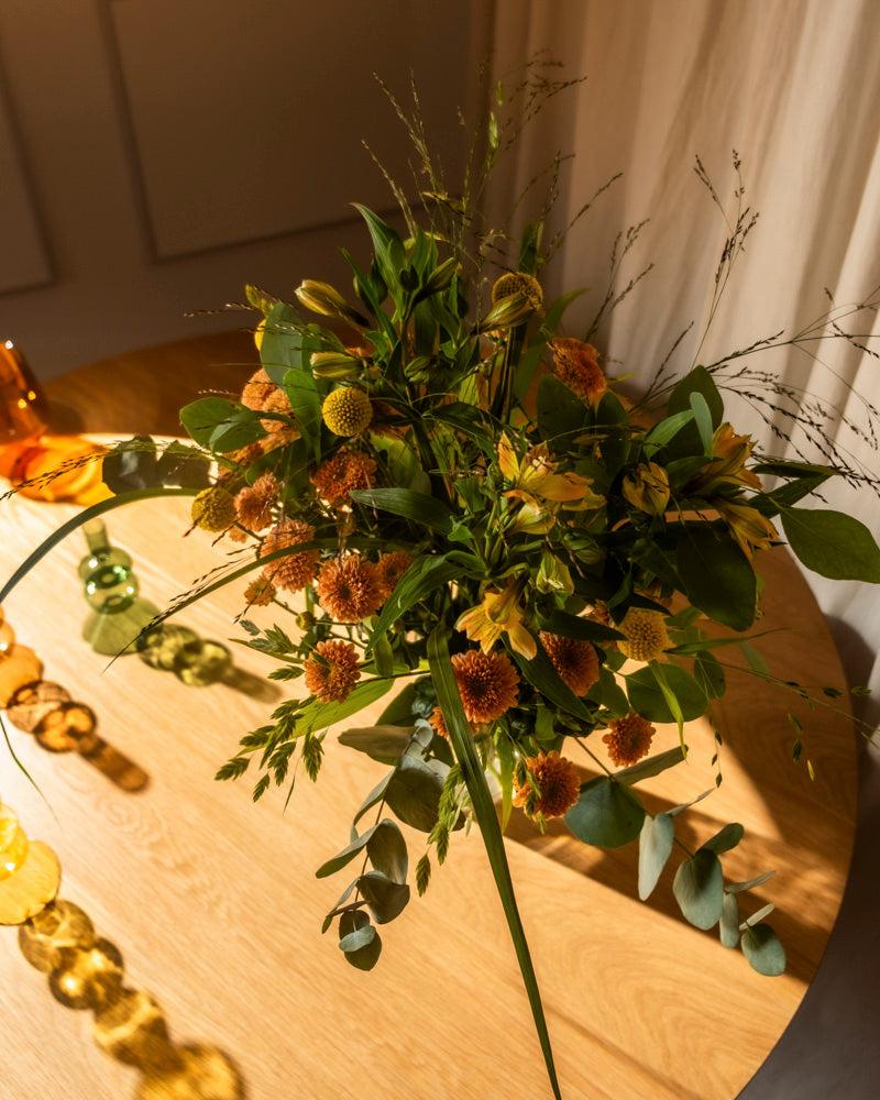 feey-rilio-goldene-stunde-blumenstrau-classic-chrysanthemen image 2