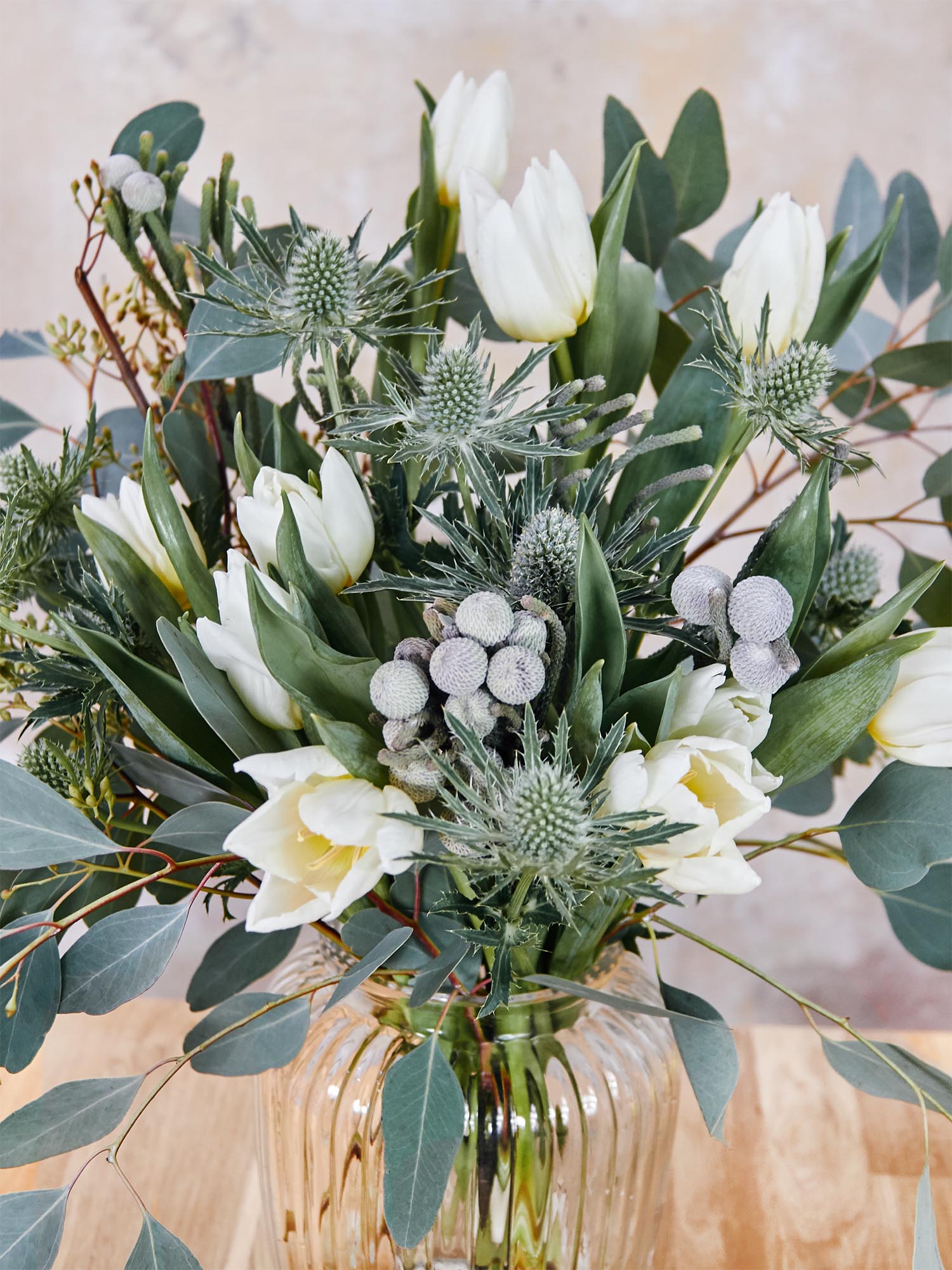 blumigo-berraschungsmix-south-african-spring-bouquet image 2