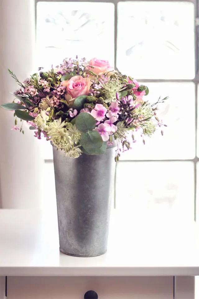 blumigo-berraschungsmixe-pretty-in-pink-strau-rosa image 1