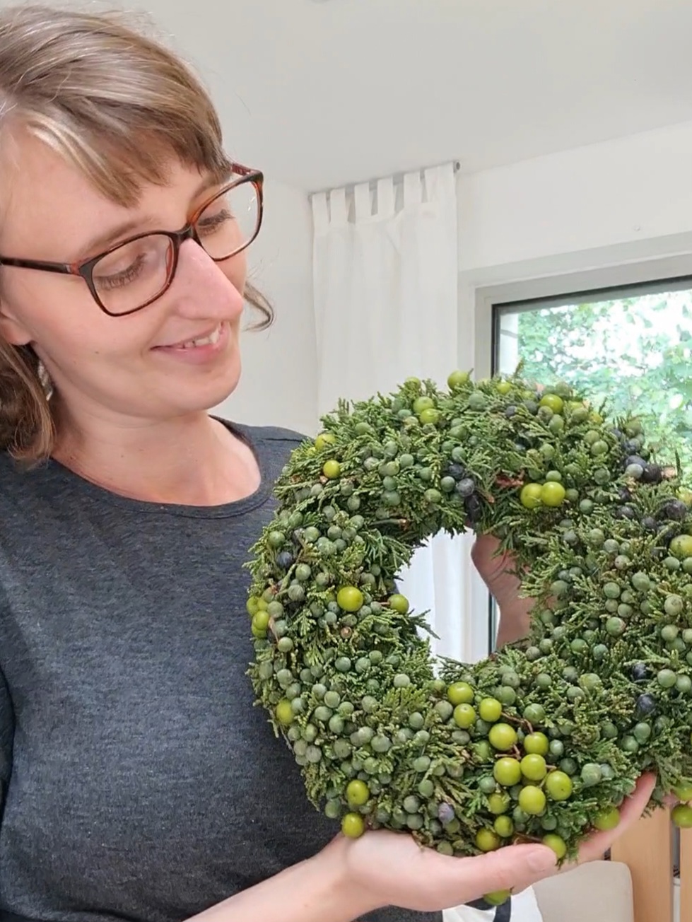 blumigo-zweige-lilac-de-chine-zypresse-zierkranz-gr-n image 1