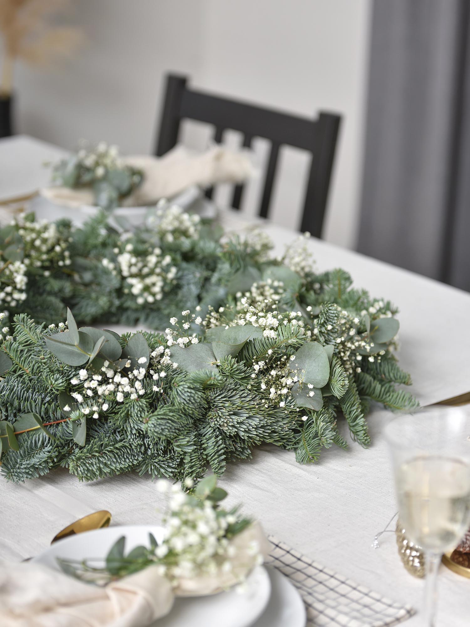 blumigo-diy-sets-evergreen-adventskranz-diy-set-50cm-mit-kerzen image 4