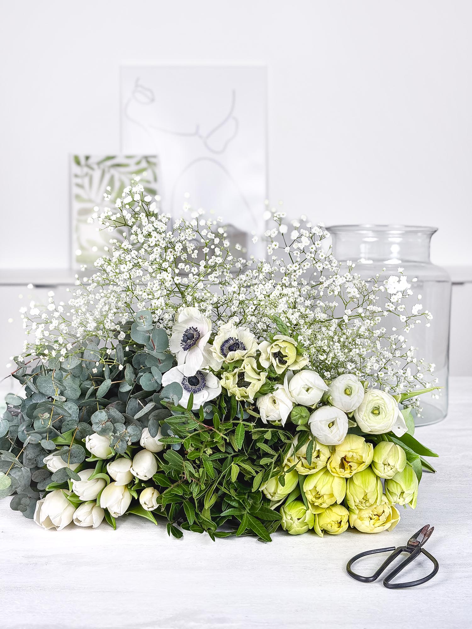blumigo-basic-color-mix-blumenmischung-gr-n-wei image 1