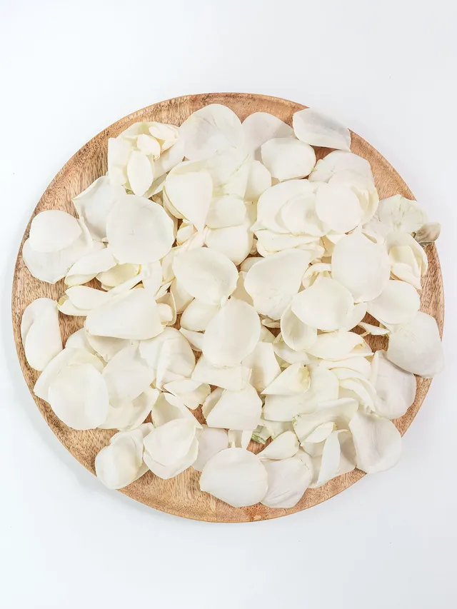 blumigo-berraschungsmix-echte-streublumen-wei-creme-hochzeit image 1