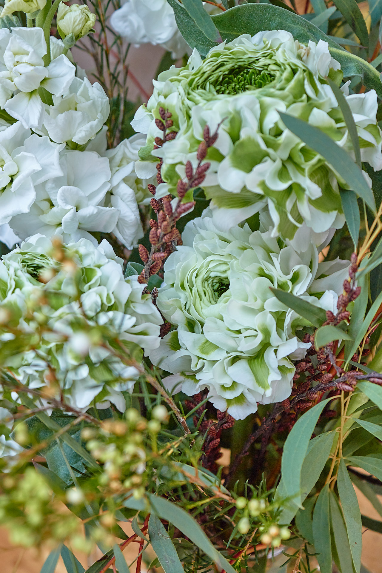 blumigo-berraschungsmixe-green-explosion-bouquet-blumenstrau-gr-n image 3