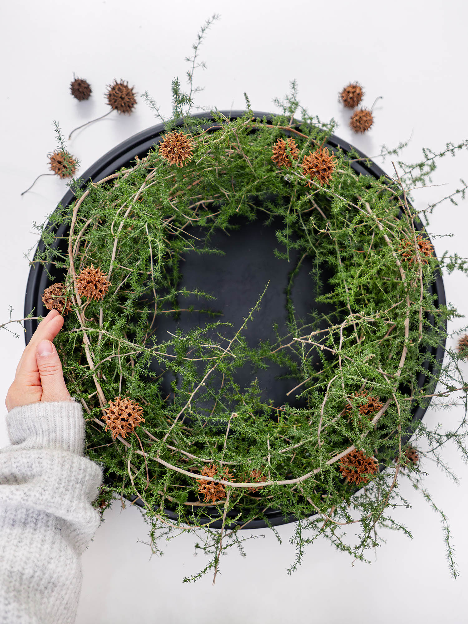 blumigo-diy-adventskranz-wild-whisper-40-cm-set image 1