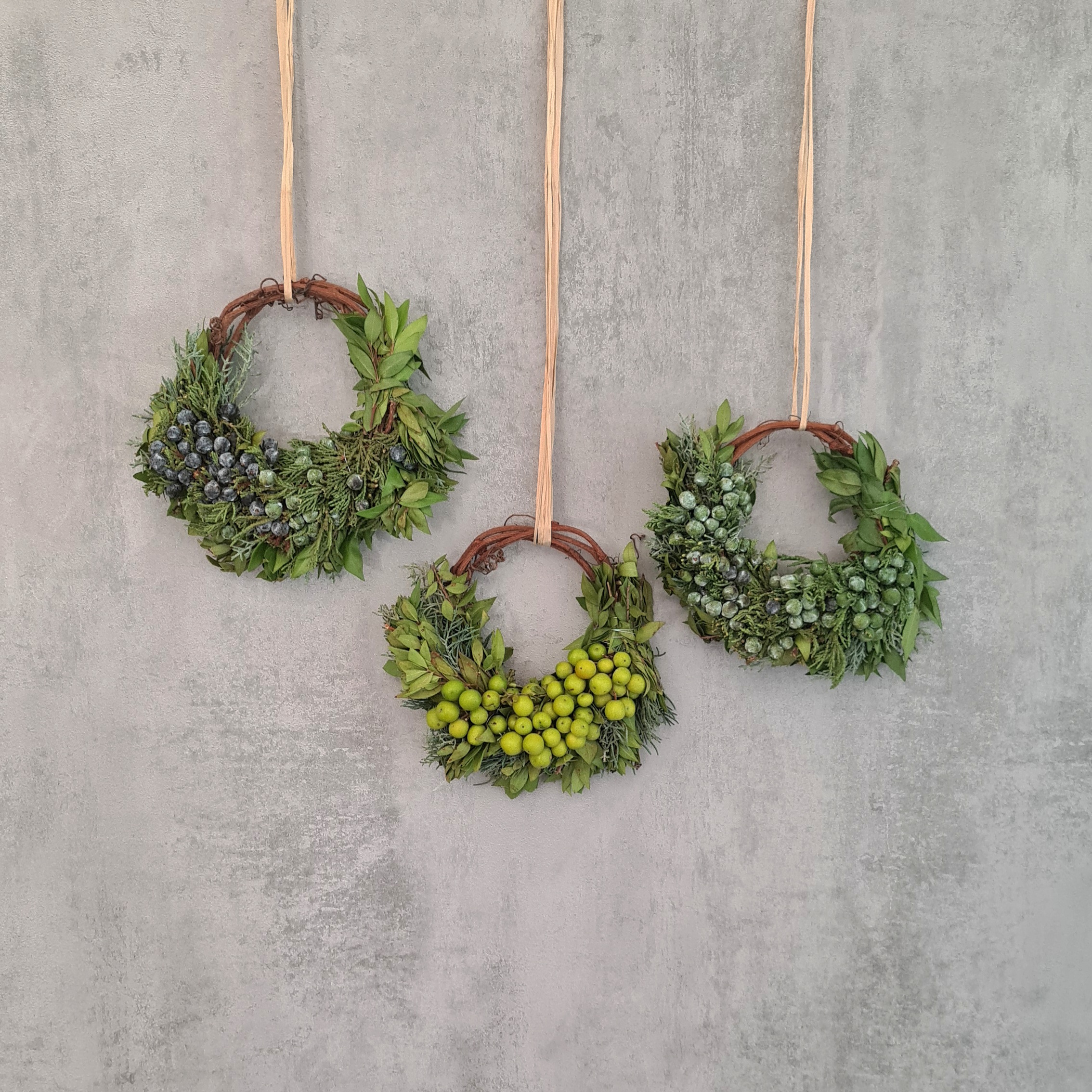 blumigo-mini-flower-hoop-3er-set-blumenring-deko-gold image 2