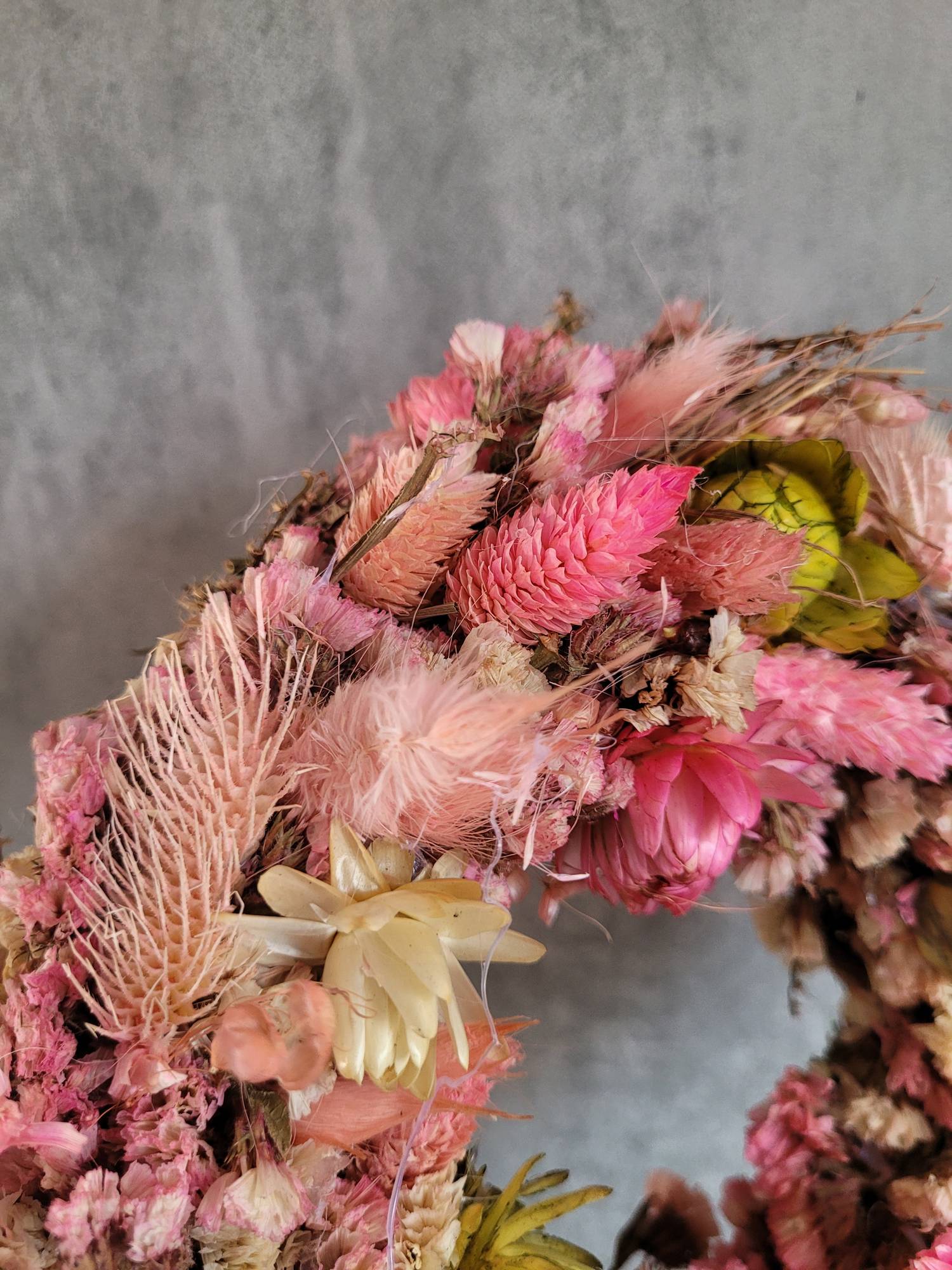 blumigo-trockenblumenkranz-floral-vintage-charme-rosa-20cm image 4
