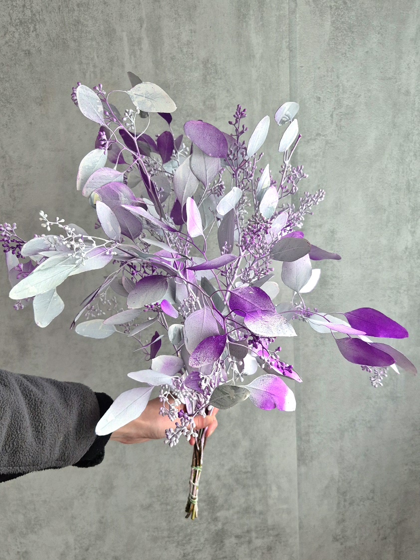 blumigo-eukalyptus-populus-beeren-painted-violett-wei image 1