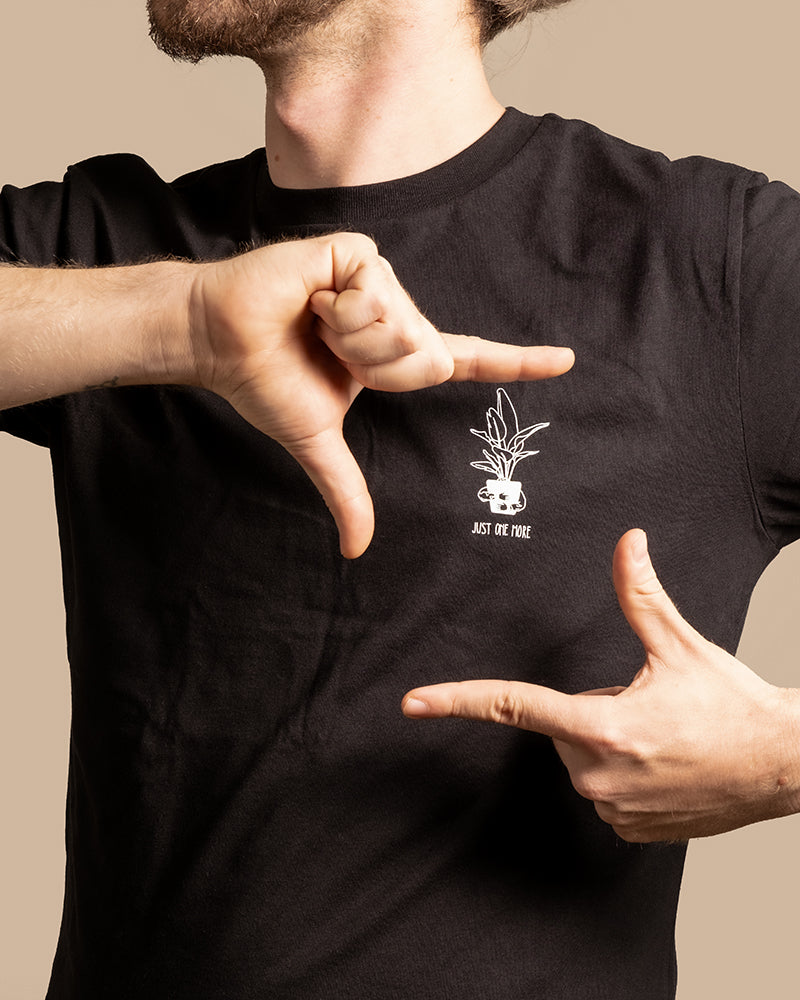 feey-lumi-plant-shirts-t-shirt-just-one-more-schwarz-m image 4