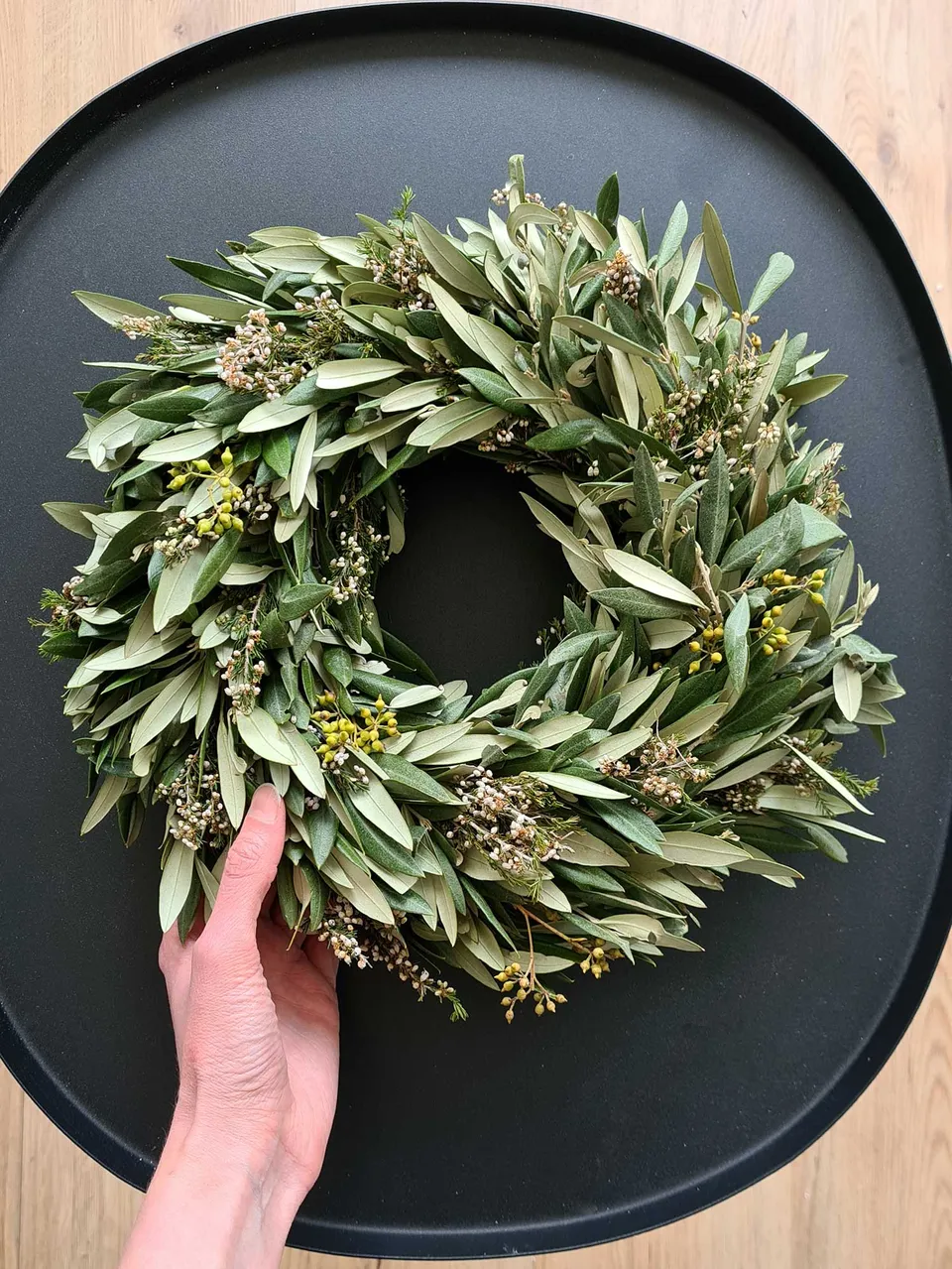 blumigo-eukalyptus-fr-hlingskranz-olive-30-cm-t-rkranz image 1