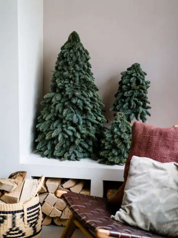 blumigo-tannengr-n-gesteckte-tannenb-ume-mini-weihnachtsbaum image 1