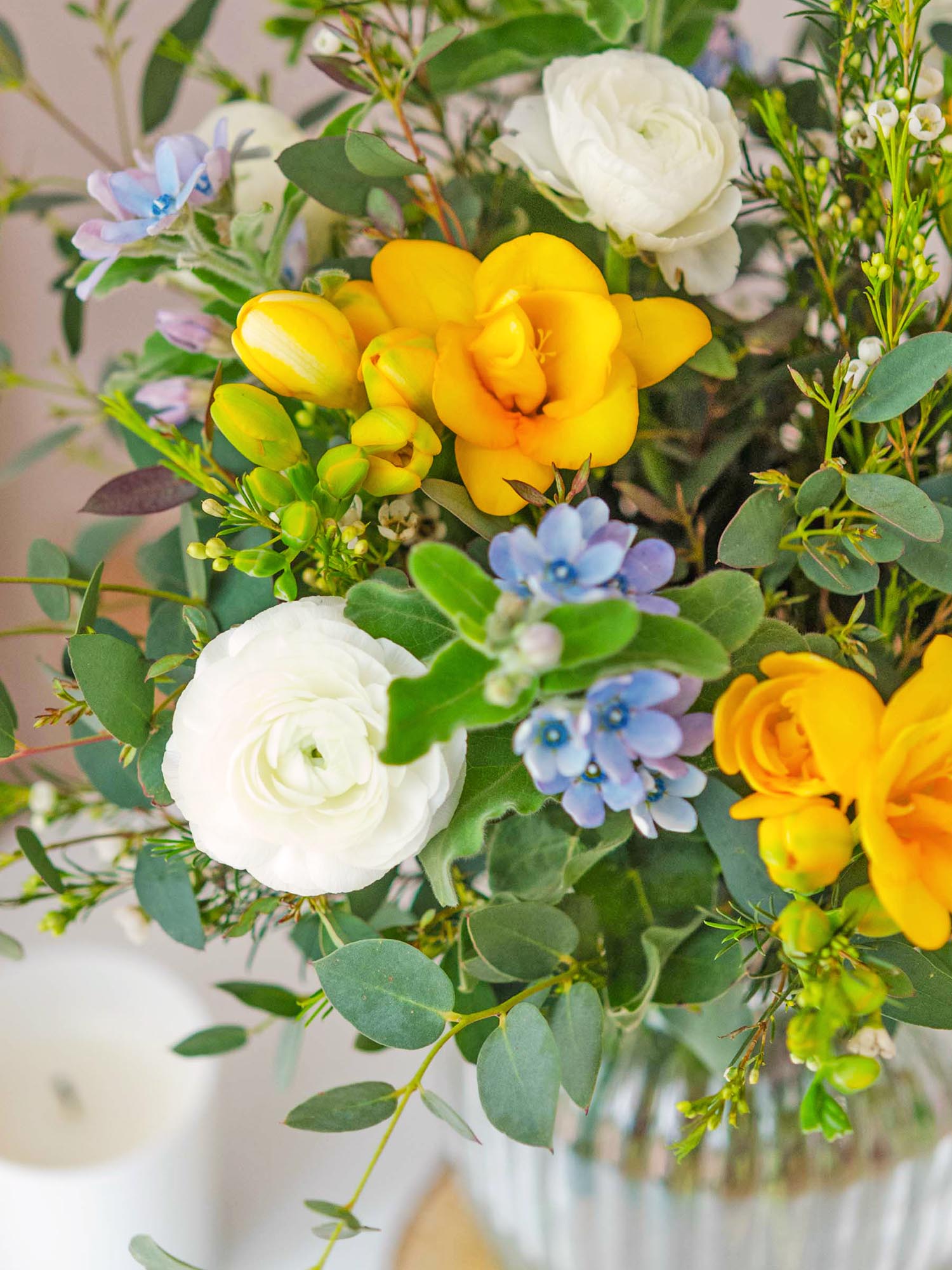 blumigo-berraschungsmixe-spring-fever-bouquet-blumenstrau-frisch image 2
