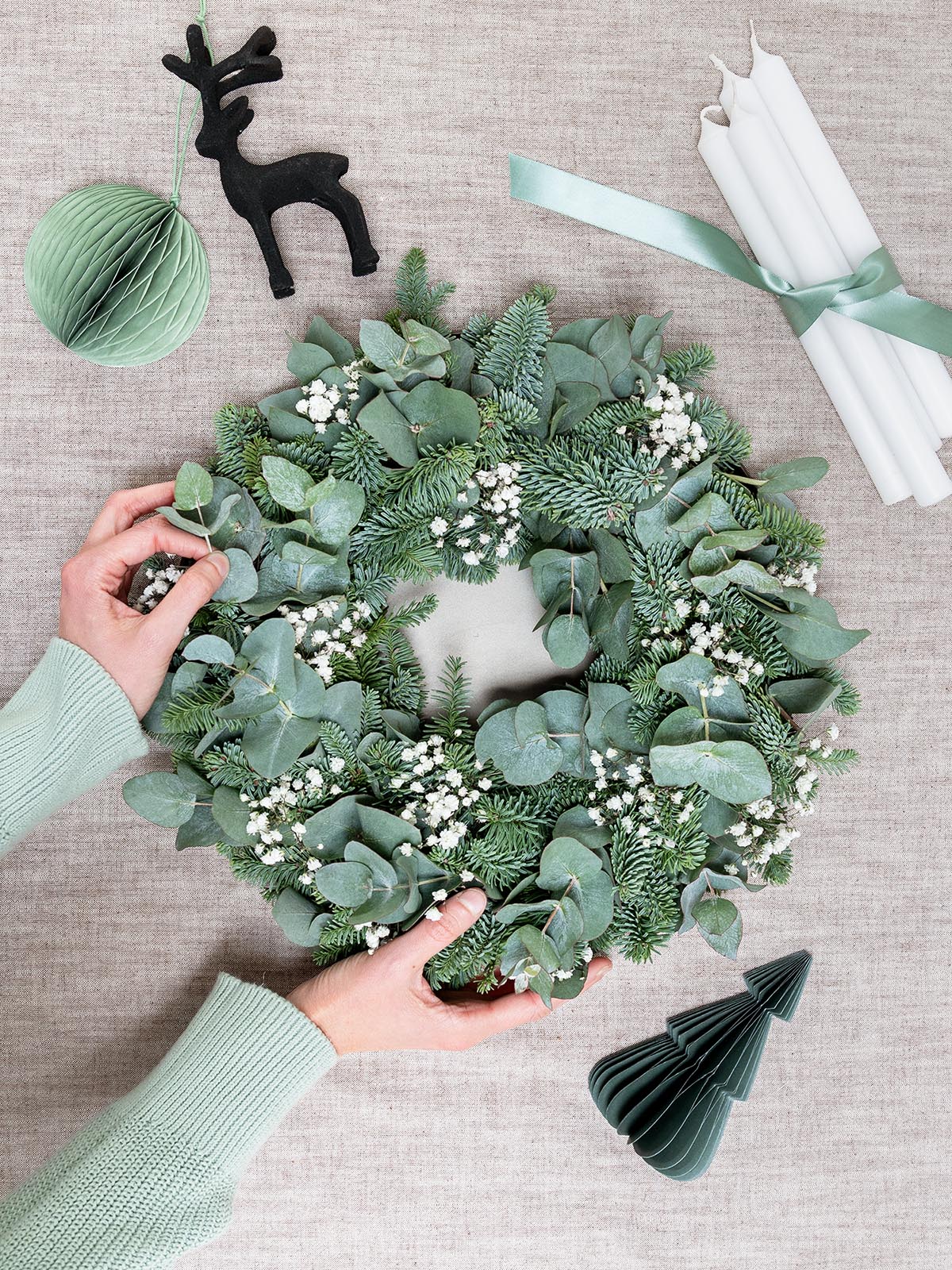 blumigo-evergreen-adventskranz-diy-set-30cm-mit-kerzen image 6