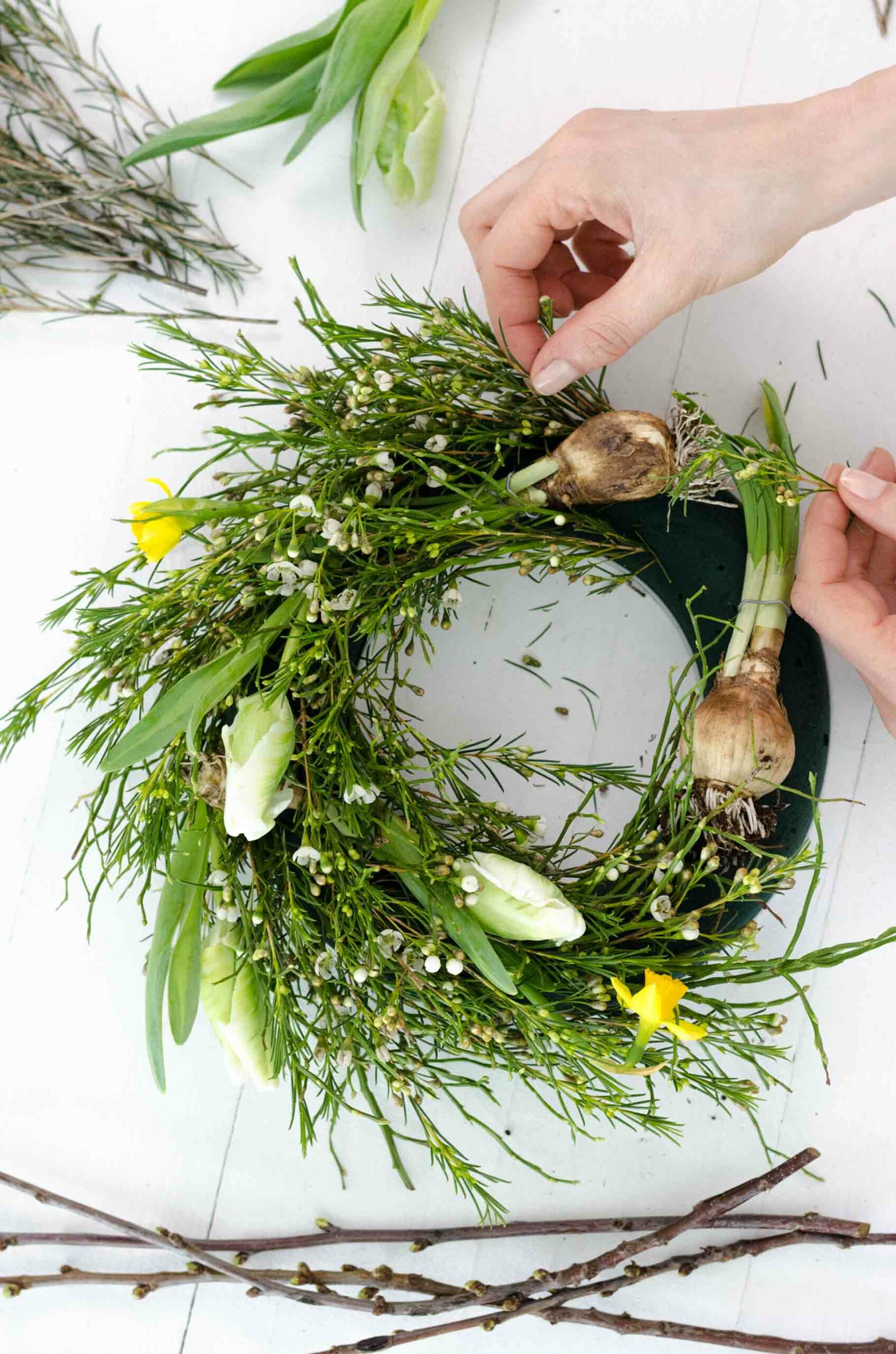 blumigo-diy-sets-happy-easter-fr-hlingskranz-20-cm-set image 4