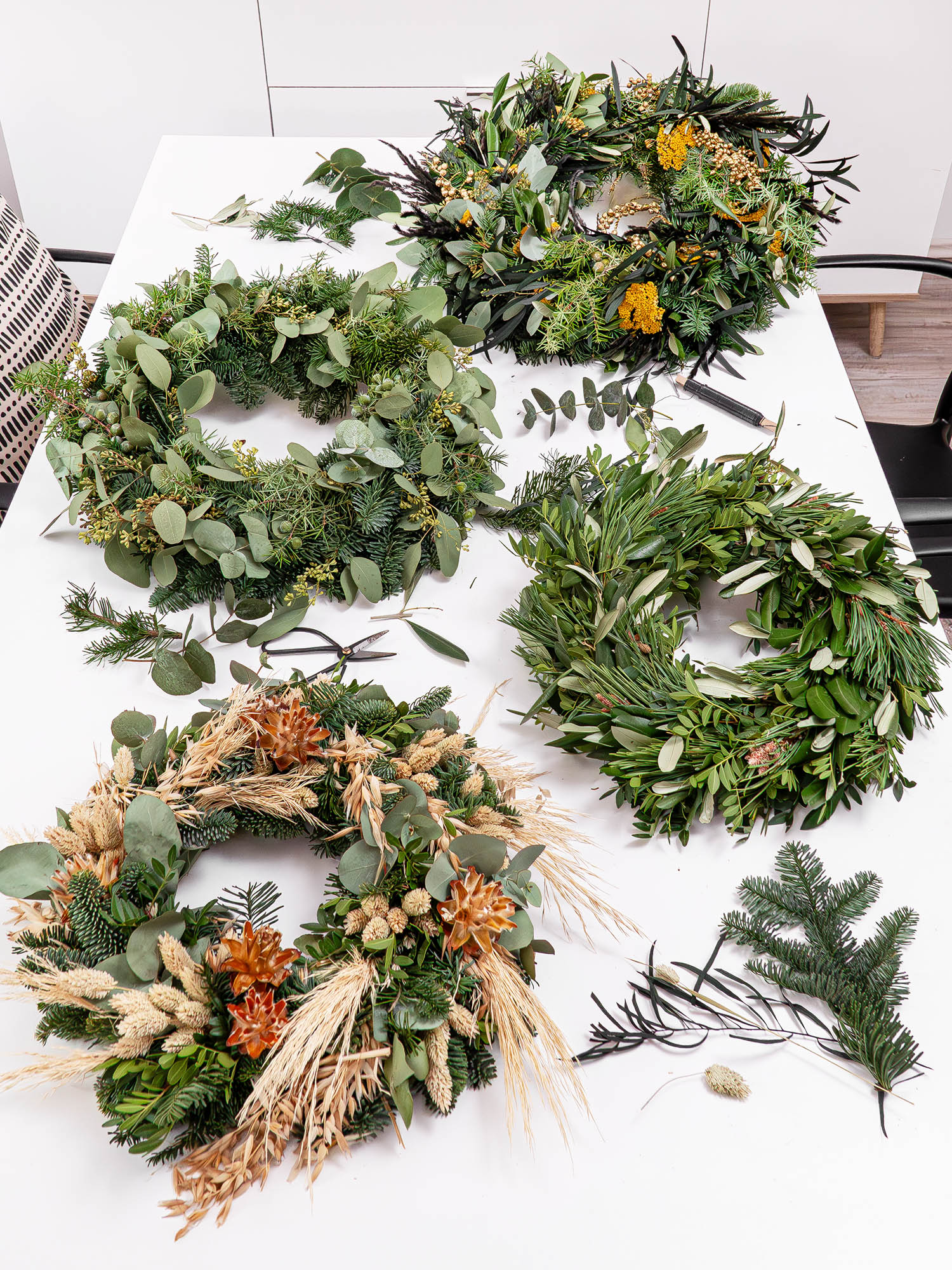 blumigo-kranzwerkstatt-diy-set-f-r-4-kr-nze-zuhause image 6