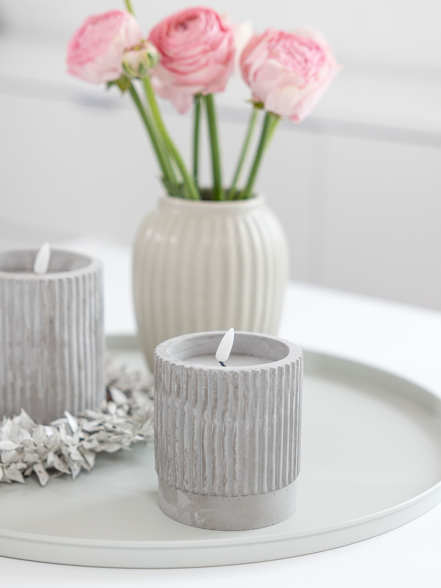 blumigo-celeste-led-dekokerze-grau-9-x-10-cm image 4