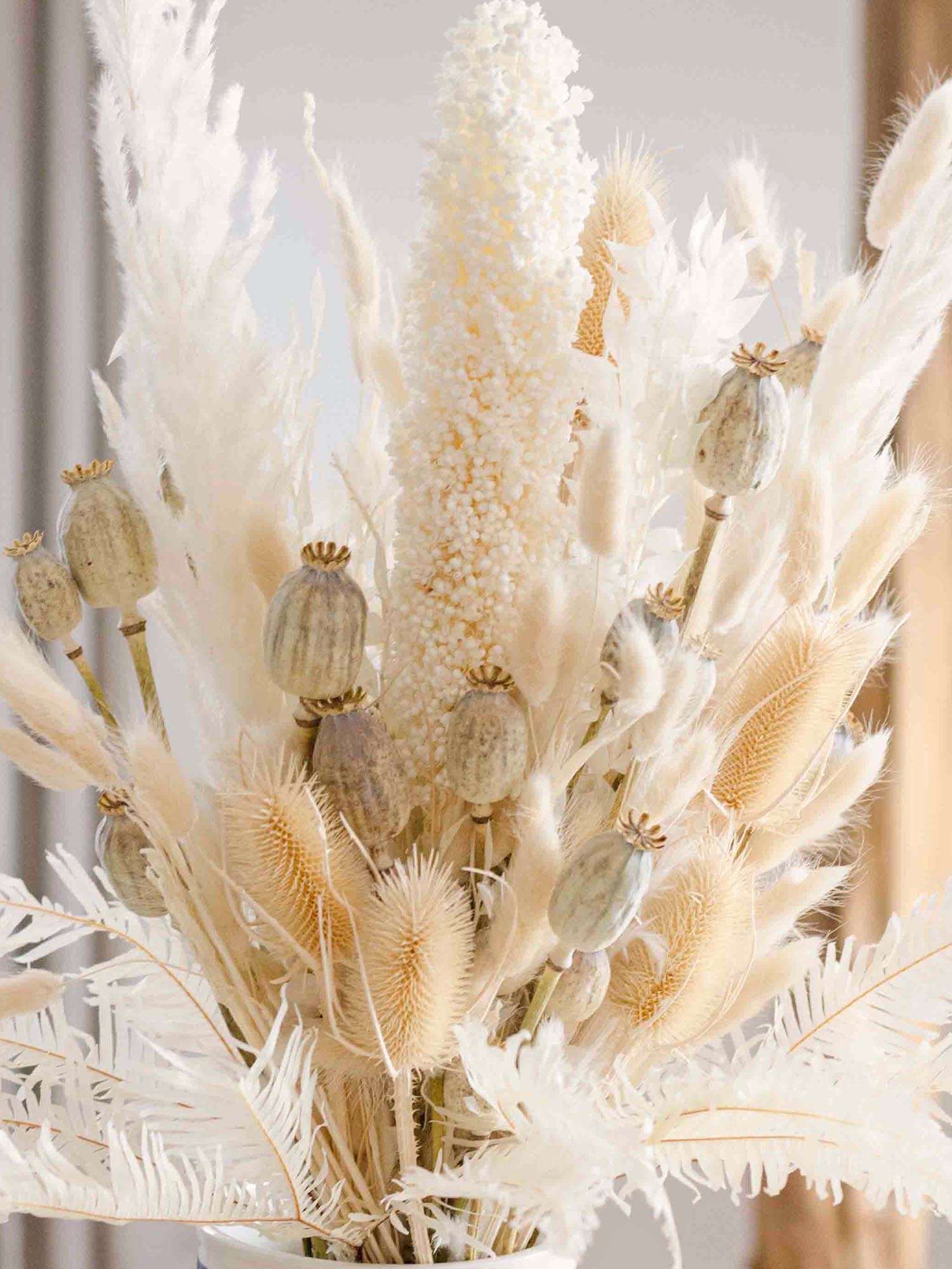 blumigo-berraschungsmix-white-glow-bouquet-wei image 3