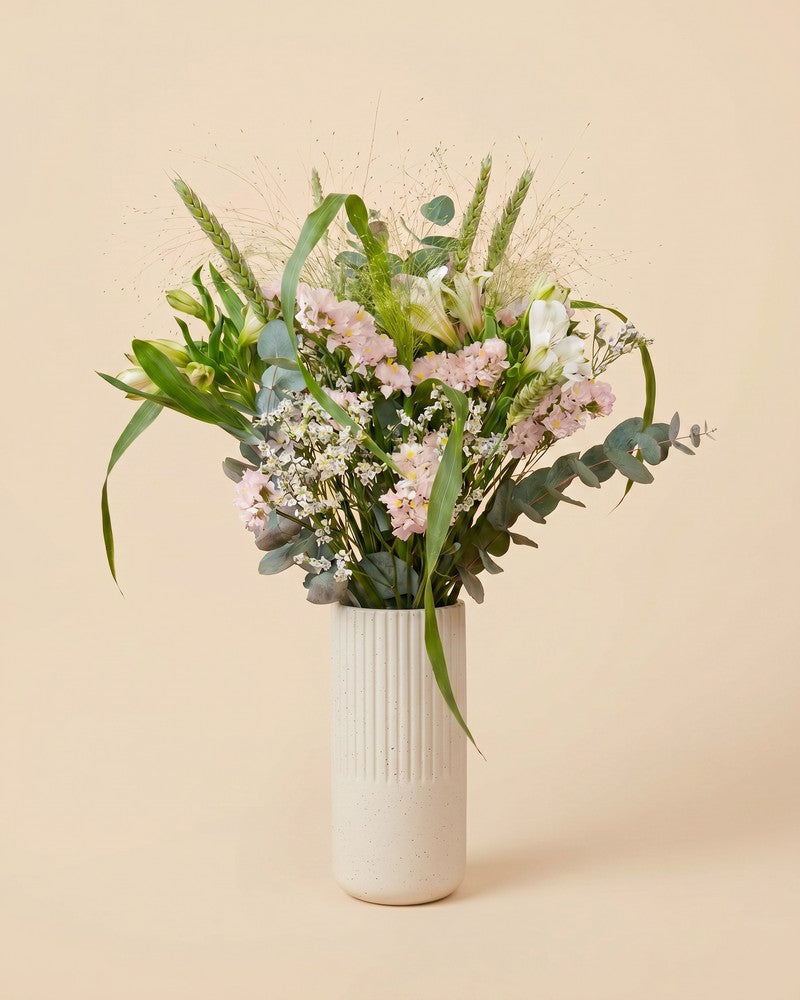 feey-rilio-perlenglanz-blumenstrauss-classic-mit-alstroemeria image 8