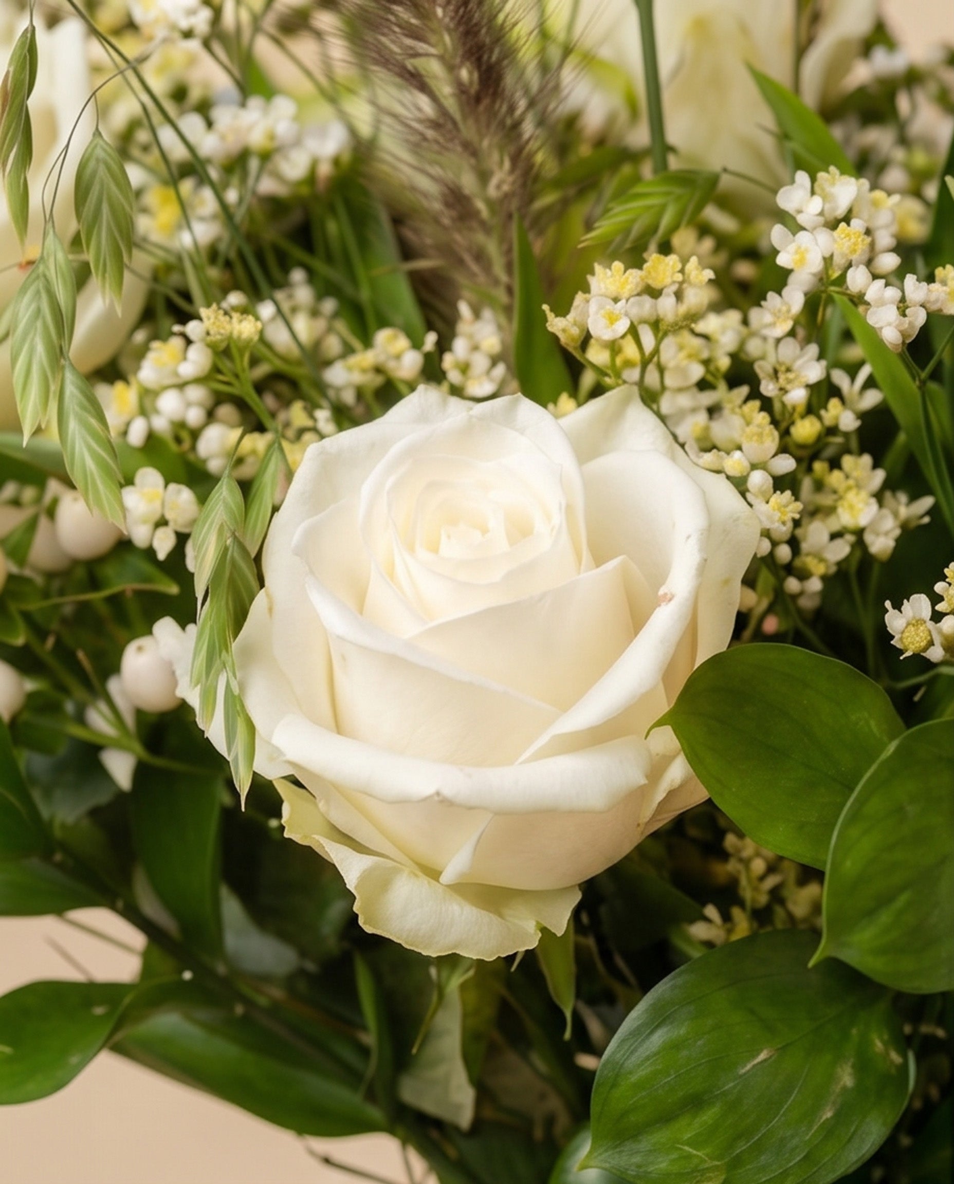 feey-rilio-ich-denk-an-dich-blumenstrau-wei-classic image 2