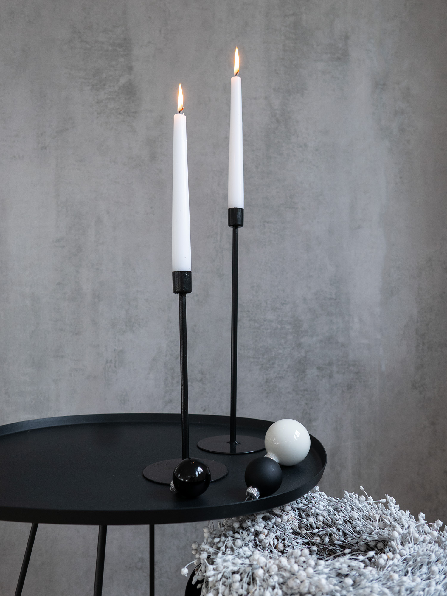 blumigo-oslo-kerzenst-nder-f-r-stabkerzen-schwarz-mit-standfu image 4