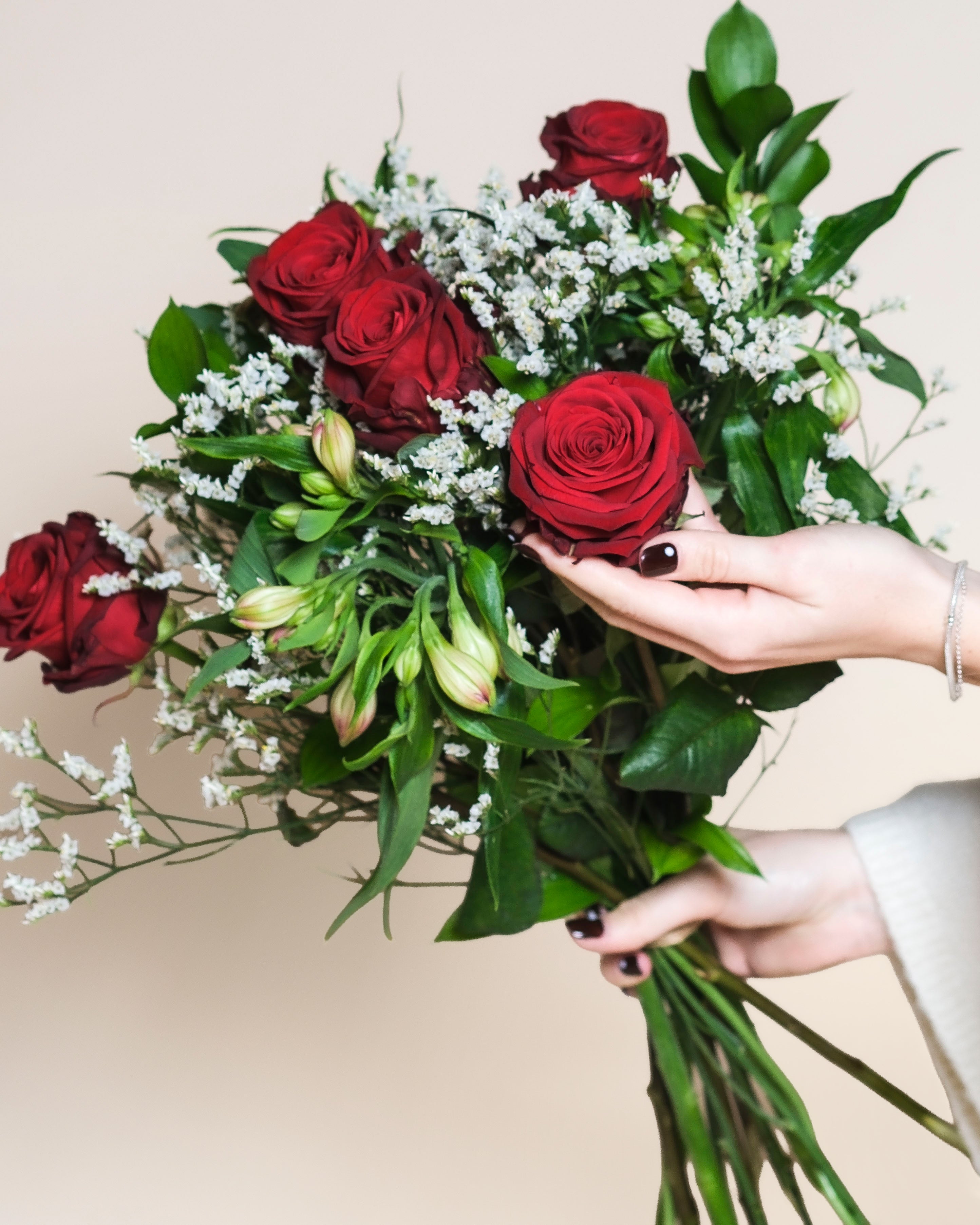 feey-rilio-blumenstrau-ich-liebe-dich-classic-mit-rosen-geflochten-f-r-die-freun image 8
