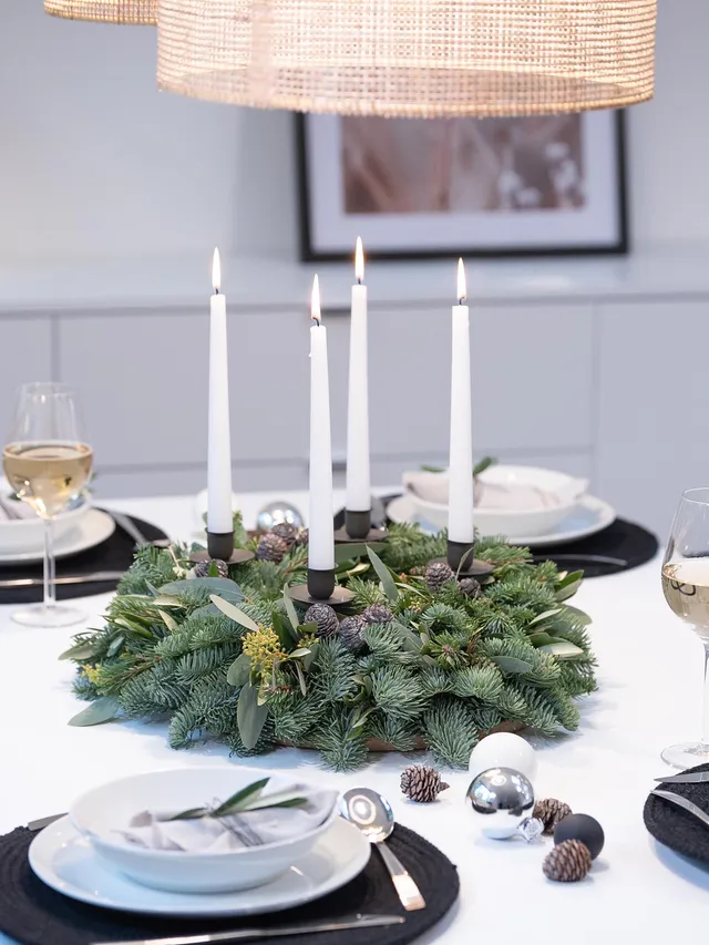 blumigo-diy-sets-modern-green-adventskranz-30-cm-mit-kerzen image 1