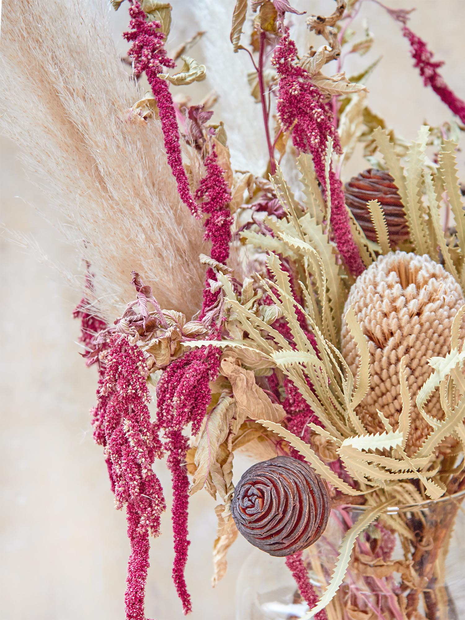 blumigo-berraschungsmixe-french-vibrancy-bouquet-strau-rot image 3