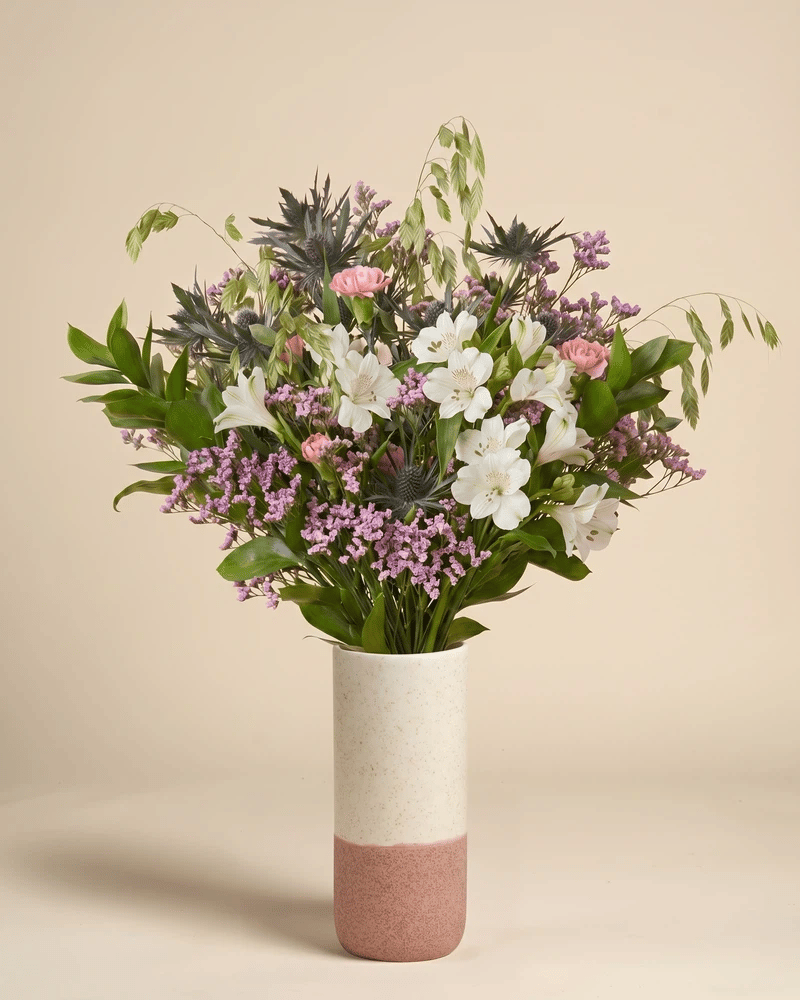 feey-rilio-umarmung-blumenstrau-classic-alstroemeria image 5