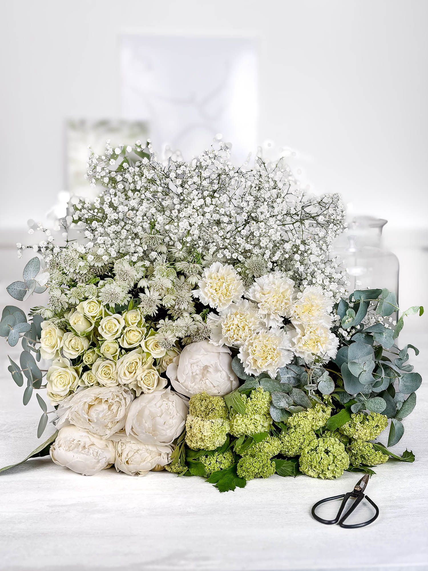 blumigo-basic-color-mix-blumenmischung-gr-n-wei image 3